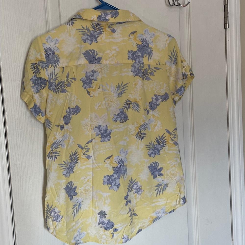 Christopher & Banks Button-Up Top - Picture 5 of 6
